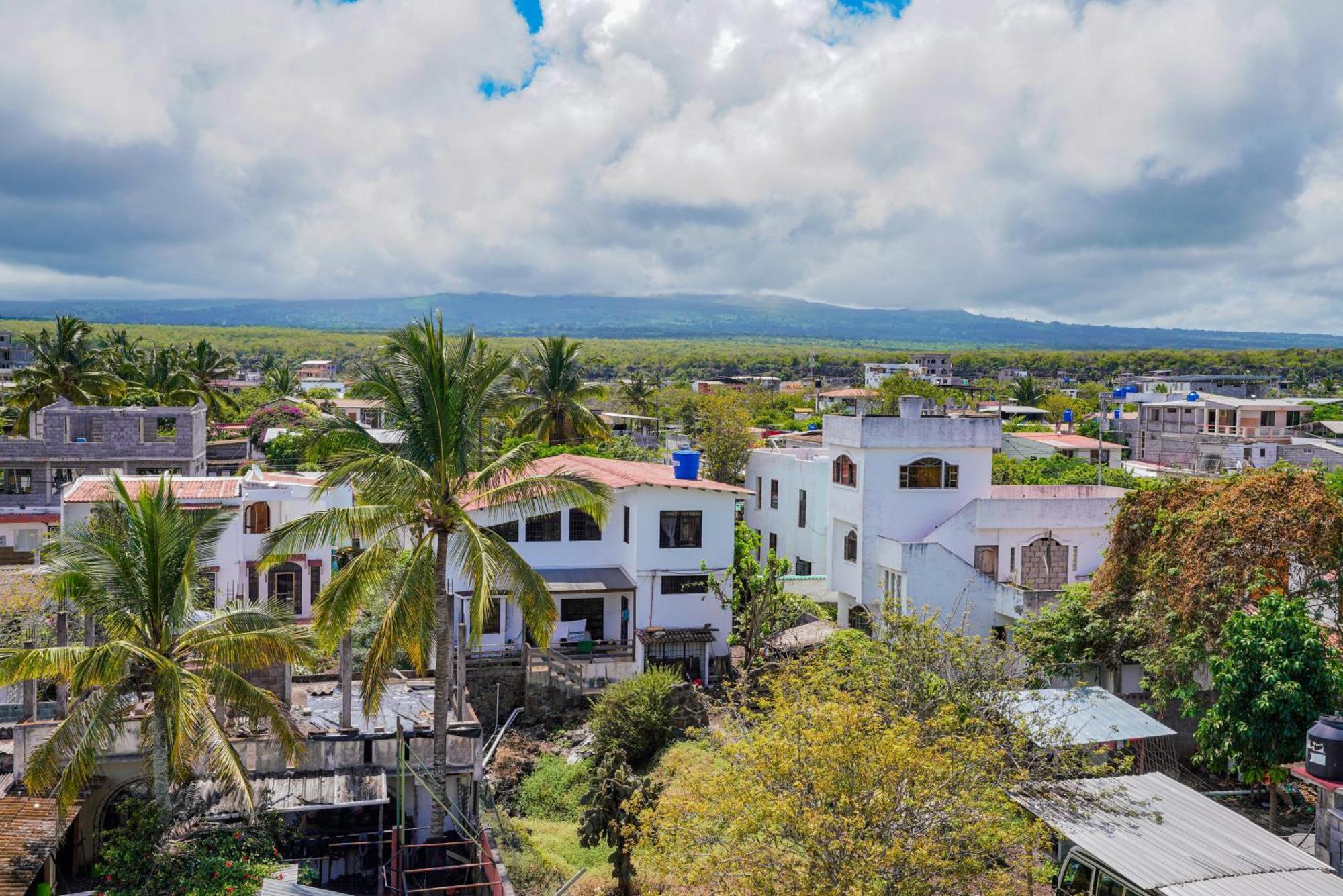 Galapagos Verde Azul Puerto Ayora  Exterior photo