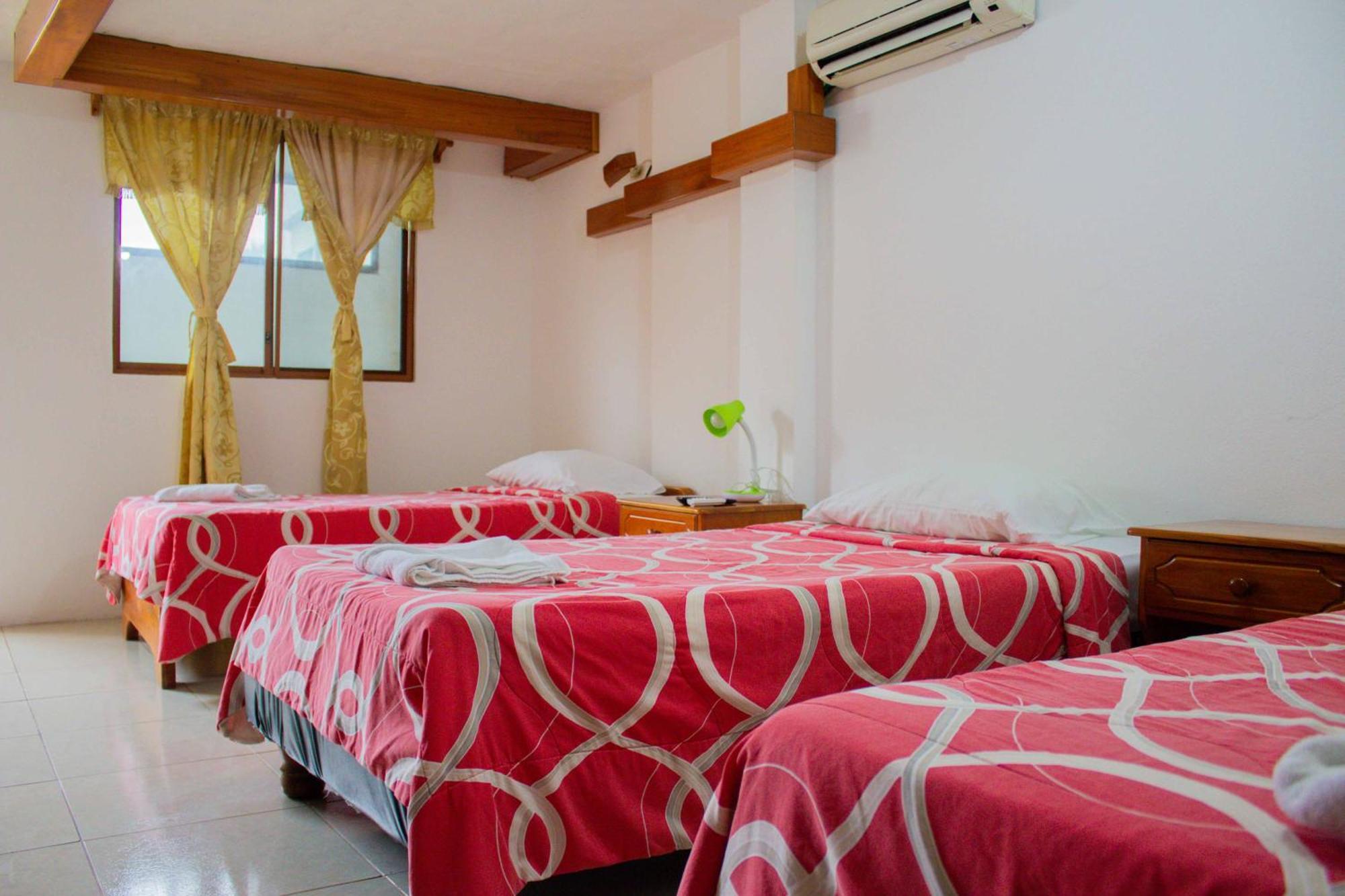 Galapagos Verde Azul Puerto Ayora  Room photo